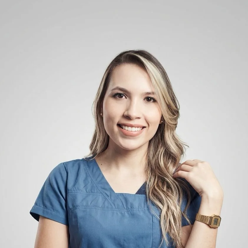 María Alejandra Silva, especialista en odontología estética en Oralmaax