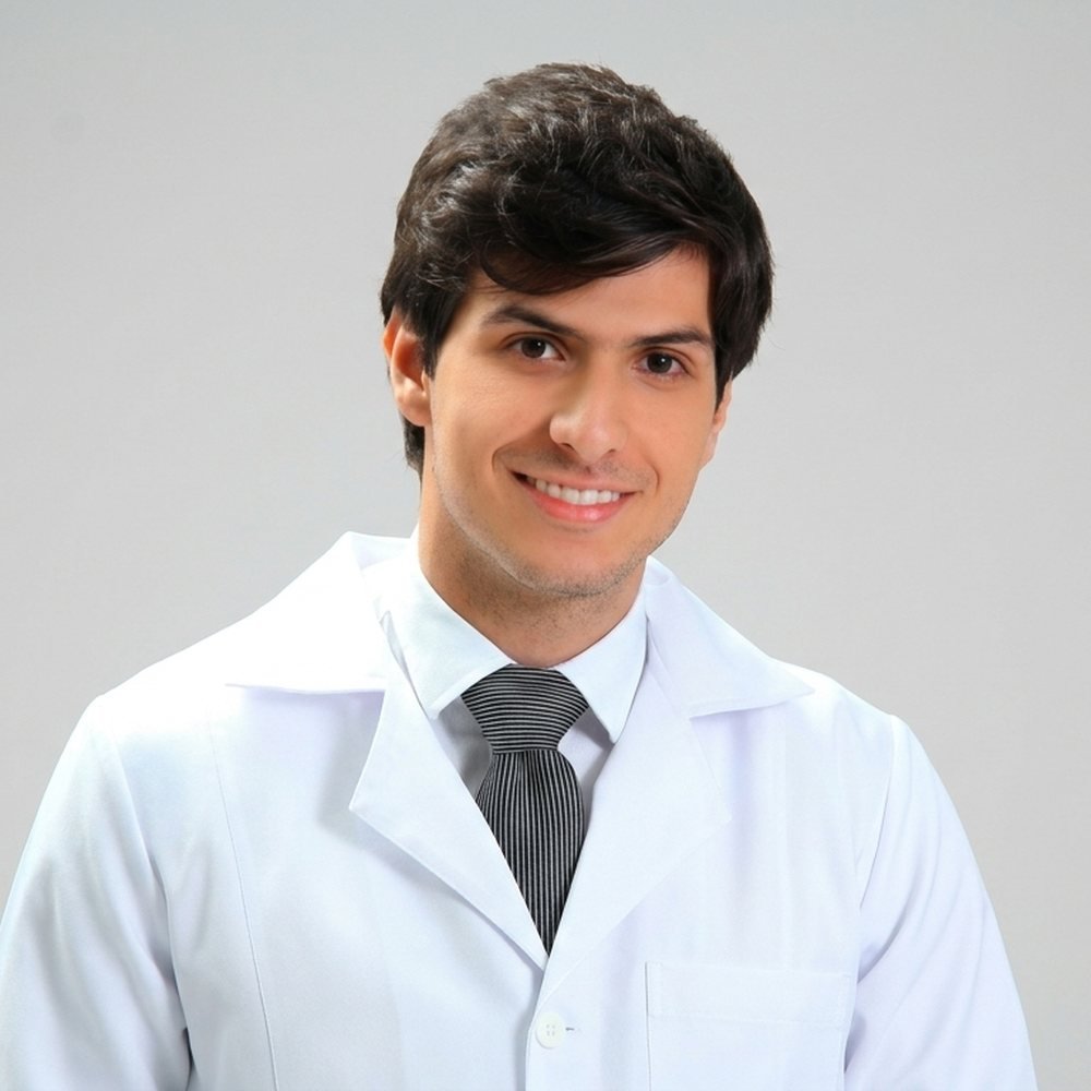 Santiago Palacio, especialista en cirugía maxilofacial en Oralmaax